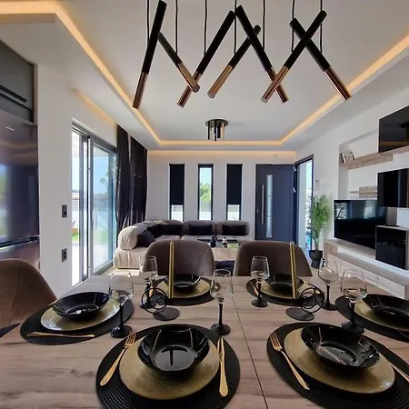 Gleandra Villa