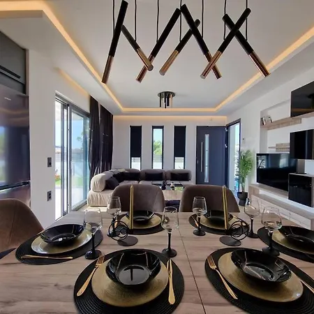 Gleandra Villa