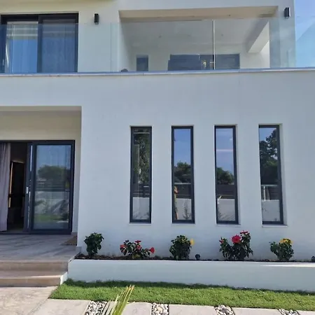 Gleandra * Лаганас